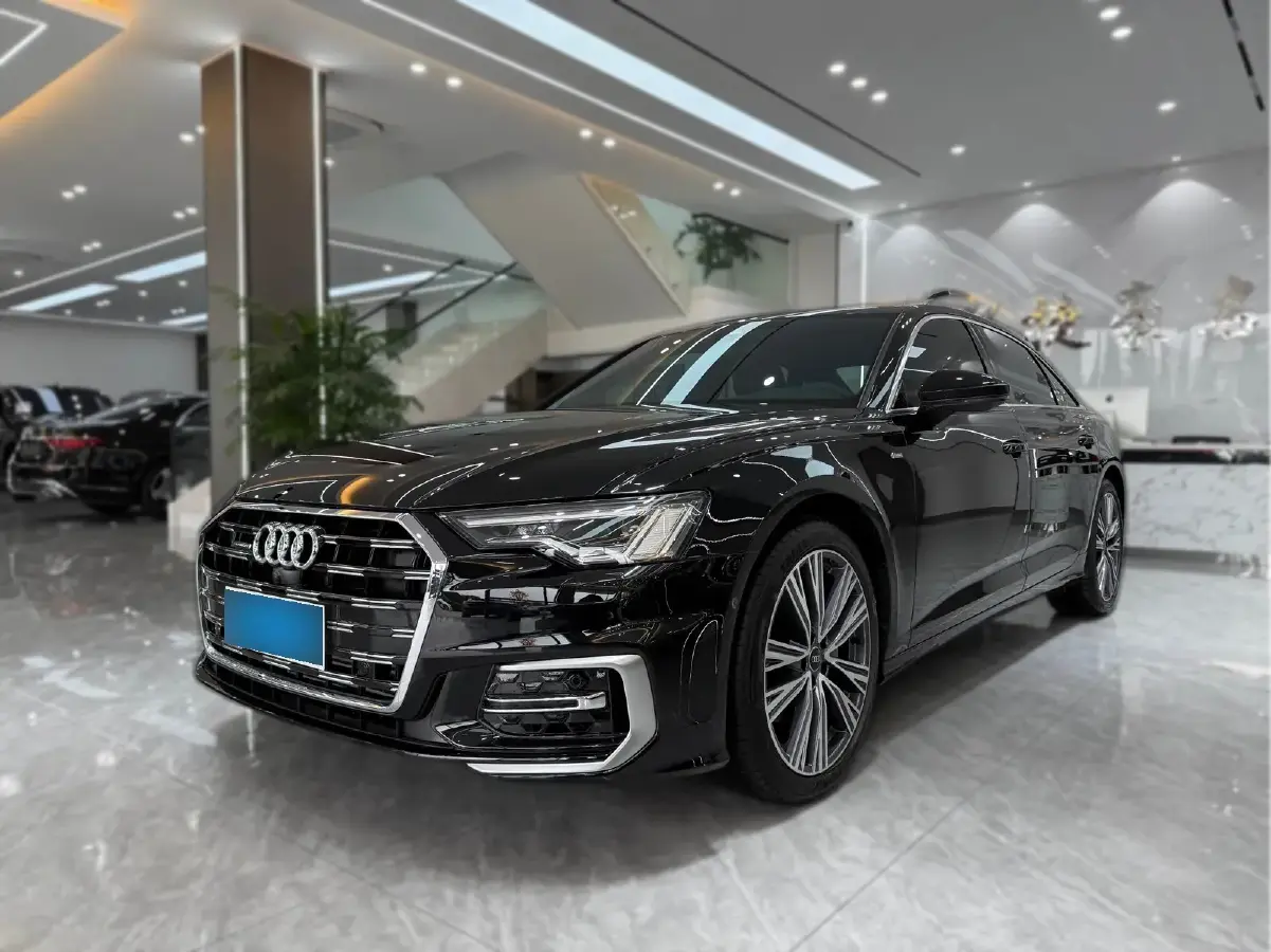 2024 Audi A6L 2.0T 245HP L4 7DCT