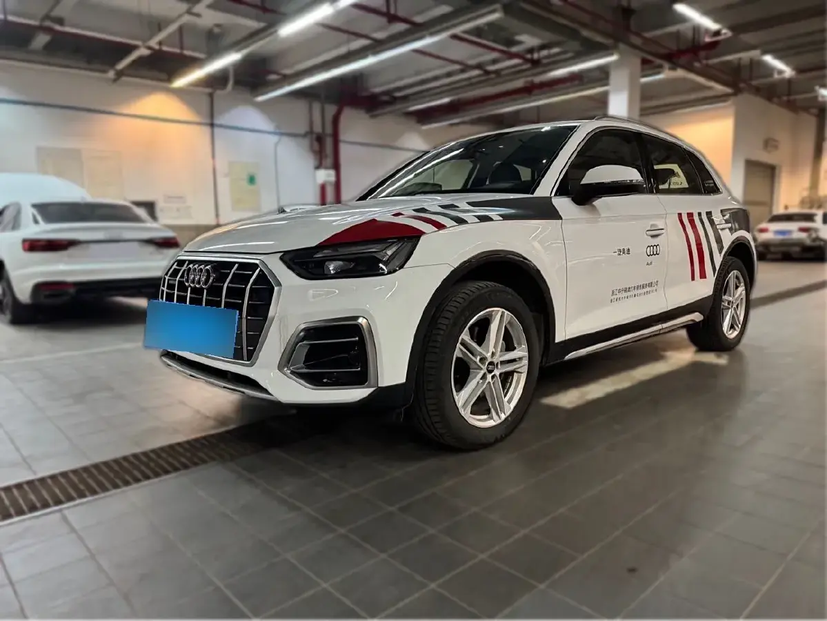 2023 Audi Q5L 2.0T 190HP L4 7DCT