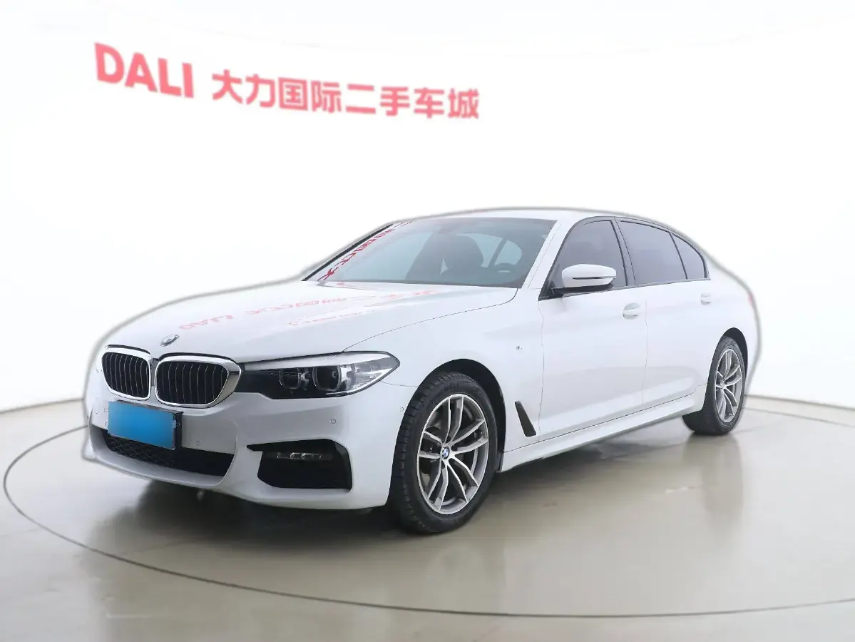 2019 BMW 5 Series 2.0T 184HP L4 8AT