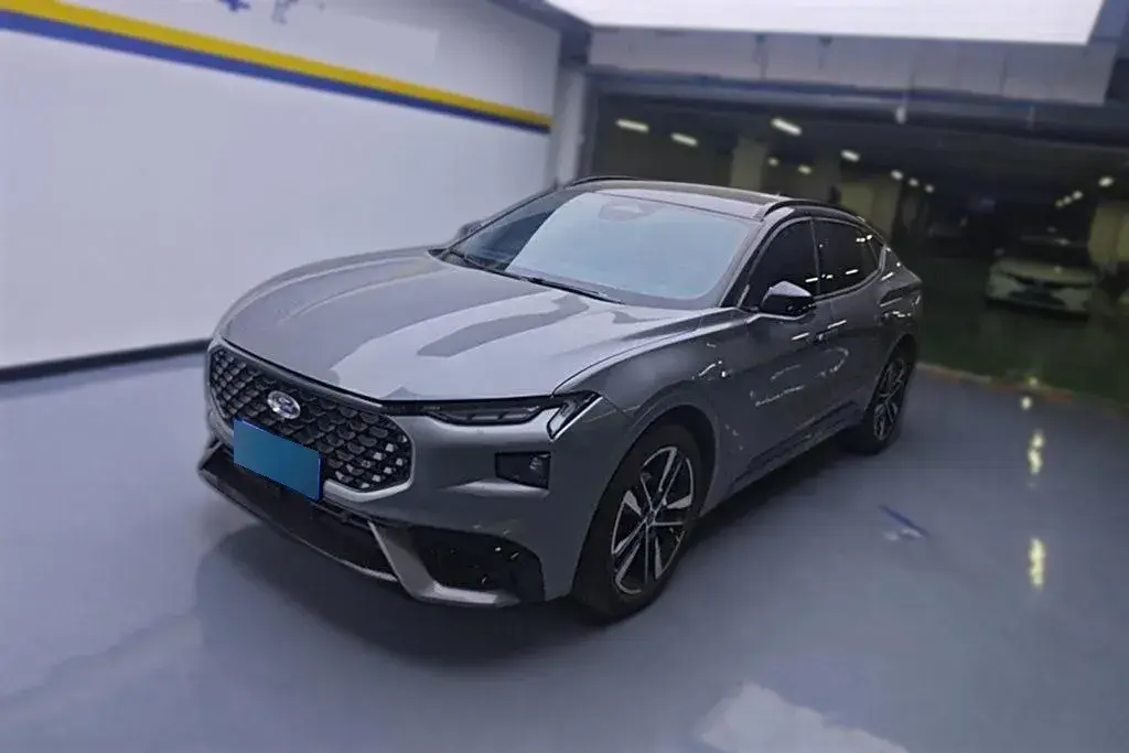 2022 Ford EVOS 2.0T 238HP L4 8AT