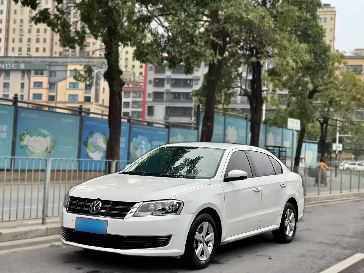 2013 Volkswagen Lavida 1.6L 110HP L4 6AT