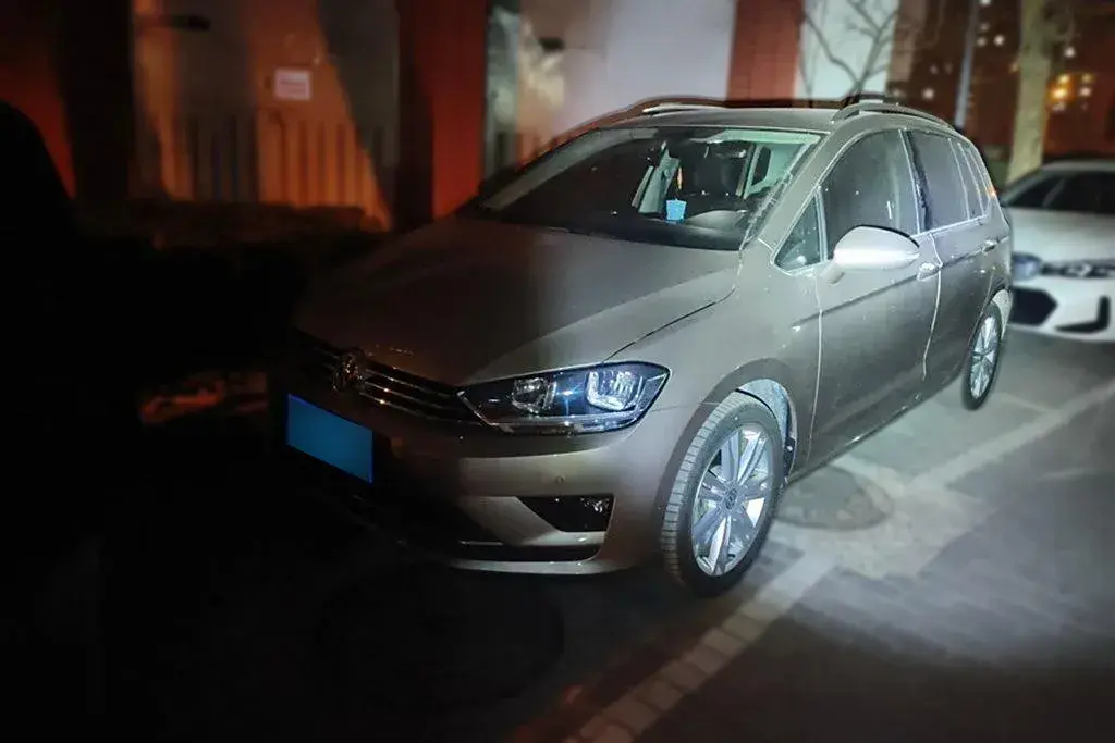 2018 Volkswagen Golf Sportsvan 1.4T 150HP L4 7DCT