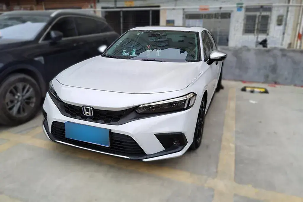 2023 Honda Civic 2.0L 143HP L4 E-CVT Hybrid