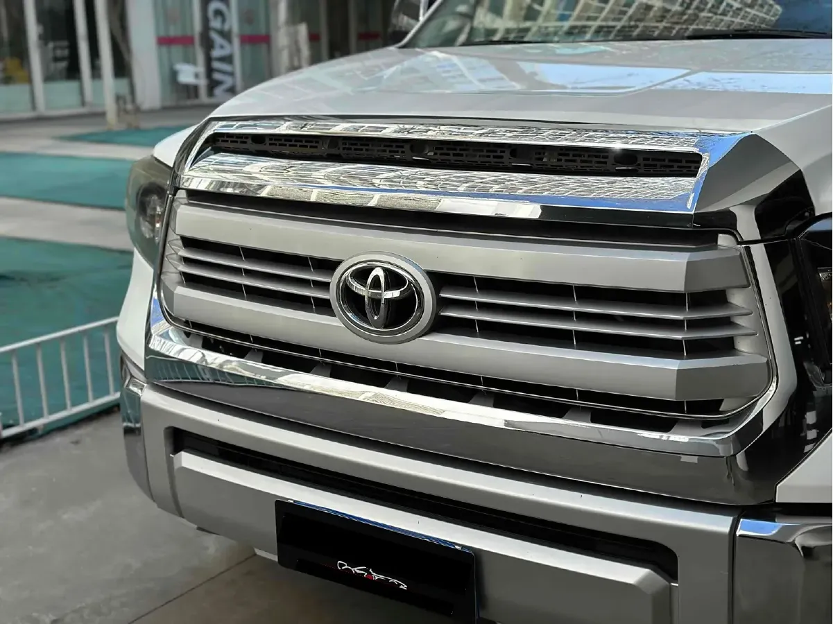 2014 Toyota Tundra 5.7L 386HP V8 6AT,autocango,china used car exporter,china ev exporter,chinese used car exporter,chinese used ev exporter