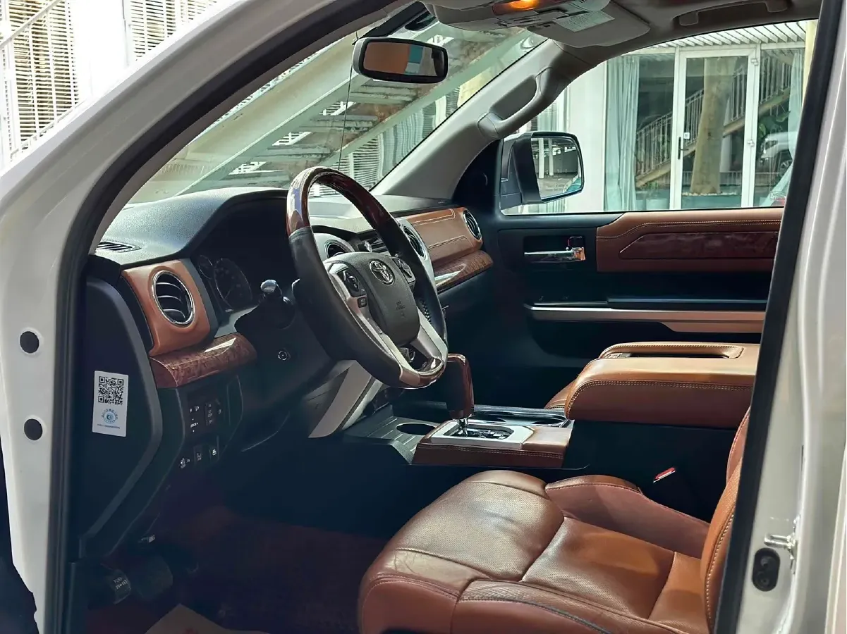 2014 Toyota Tundra 5.7L 386HP V8 6AT,autocango,china used car exporter,china ev exporter,chinese used car exporter,chinese used ev exporter