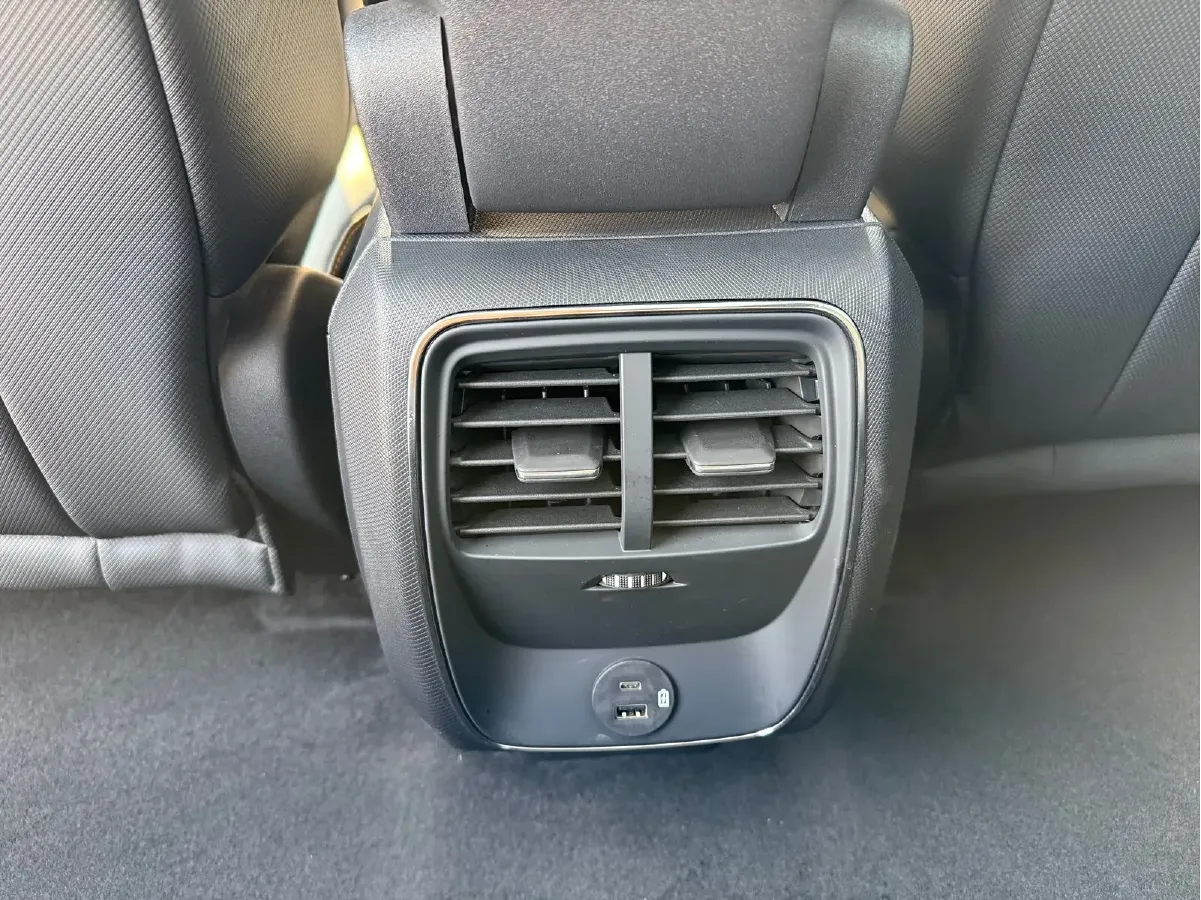 2024 Ford Mustang Mach-E BEV 80.3KWH,autocango,china used car exporter,china ev exporter,chinese used car exporter,chinese used ev exporter