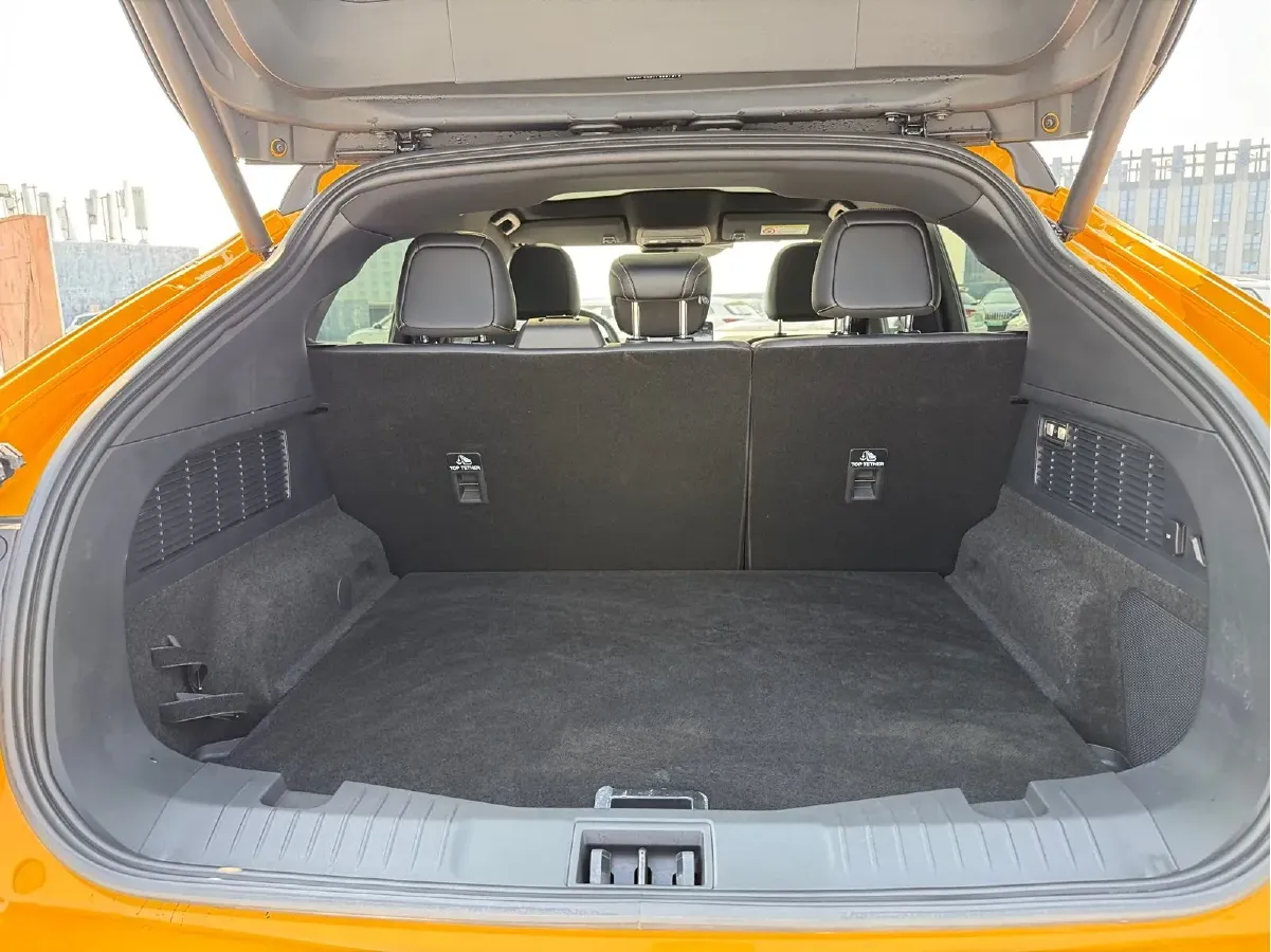 2024 Ford Mustang Mach-E BEV 80.3KWH,autocango,china used car exporter,china ev exporter,chinese used car exporter,chinese used ev exporter