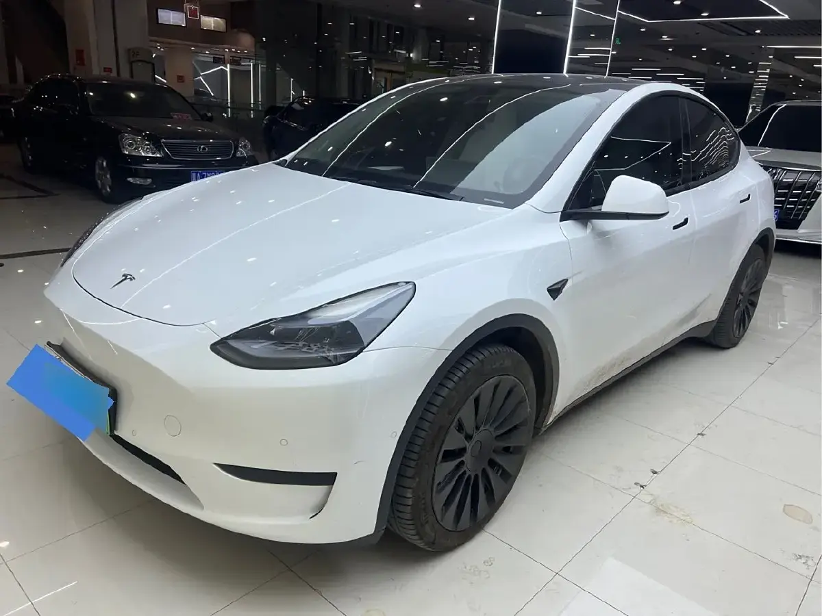 2022 Tesla Model Y BEV 60KWH