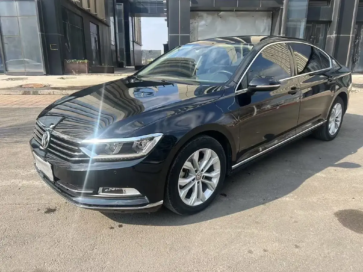 2018 Volkswagen Magotan 2.0T 220HP L4 7DCT