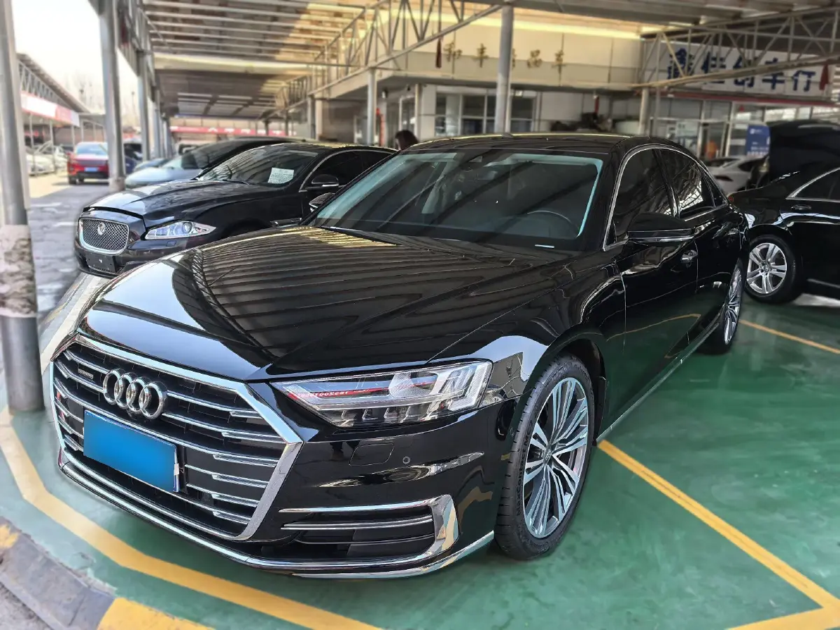 2018 Audi A8 3.0T 340HP V6 8AT