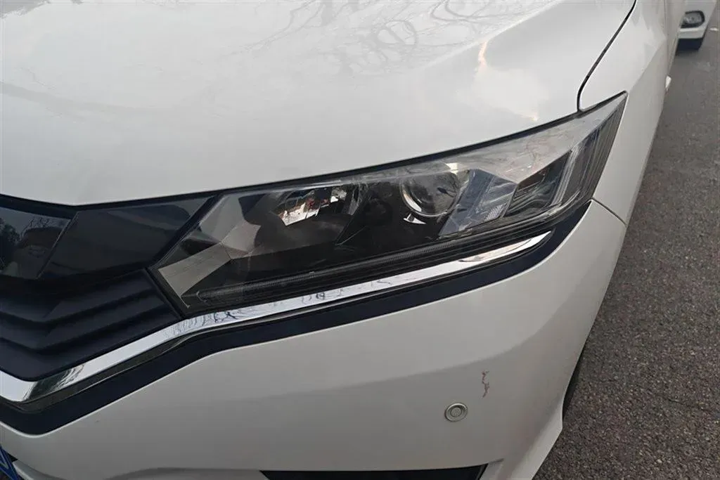 2016 Honda Greiz 1.5L 131HP L4 CVT,autocango,china used car exporter,china ev exporter,chinese used car exporter,chinese used ev exporter