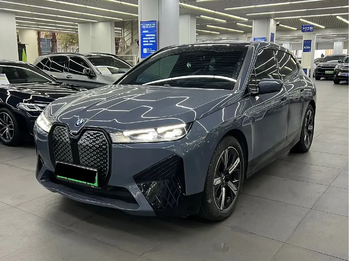 2022 BMW iX BEV 76.6KWH