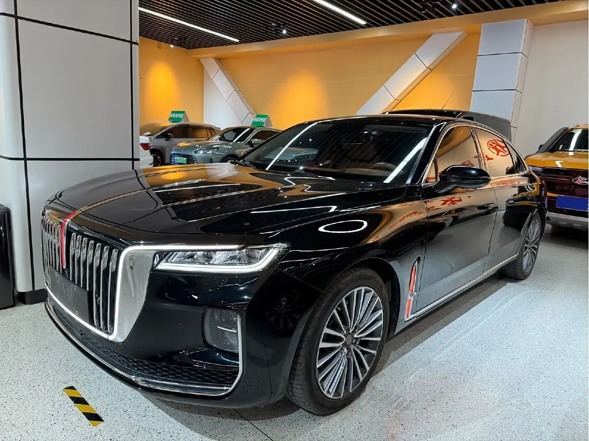 2020 HongQi H9 2.0T 252HP L4 7DCT