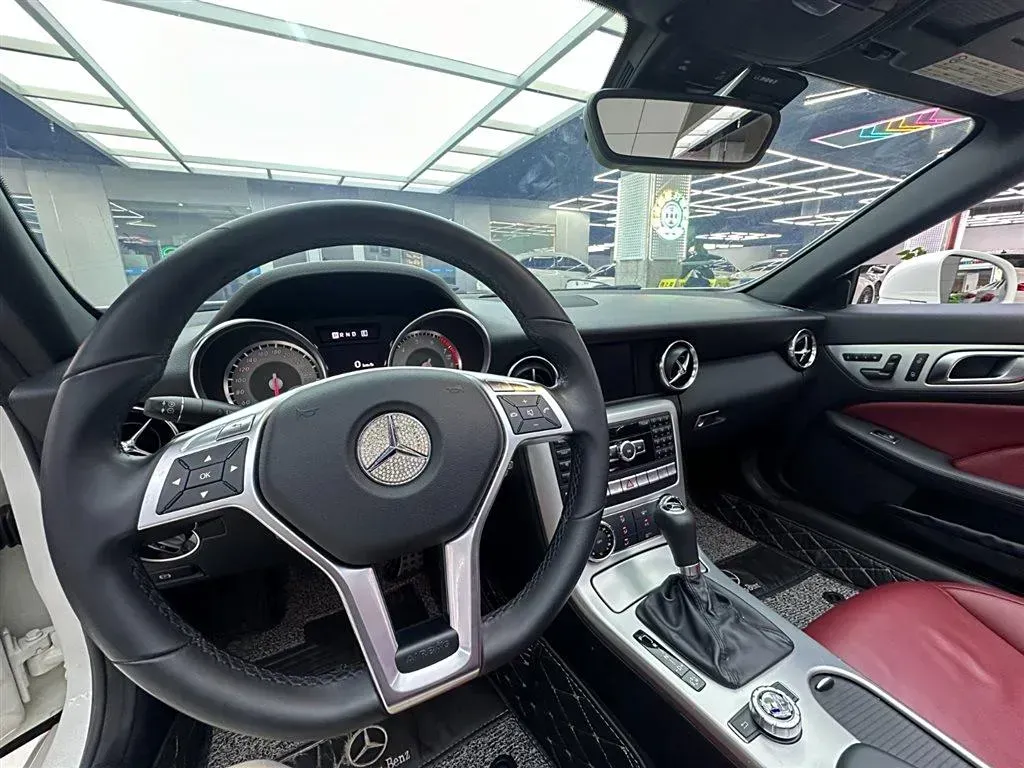 2011 Mercedes-Benz SLK Class 1.8T 184HP L4 7AT,autocango,china used car exporter,china ev exporter,chinese used car exporter,chinese used ev exporter