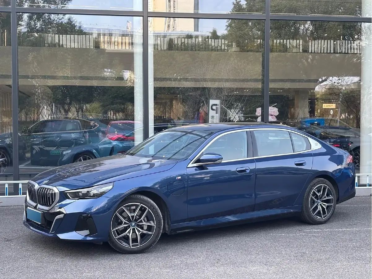 2024 BMW i5 BEV 79.05KWH