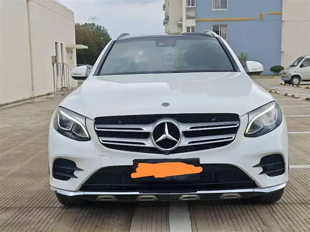 2018 Mercedes-Benz GLC Class 2.0T 211HP L4 9AT