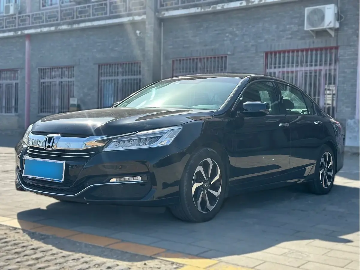 2016 Honda Accord 2.4L 186HP L4 CVT