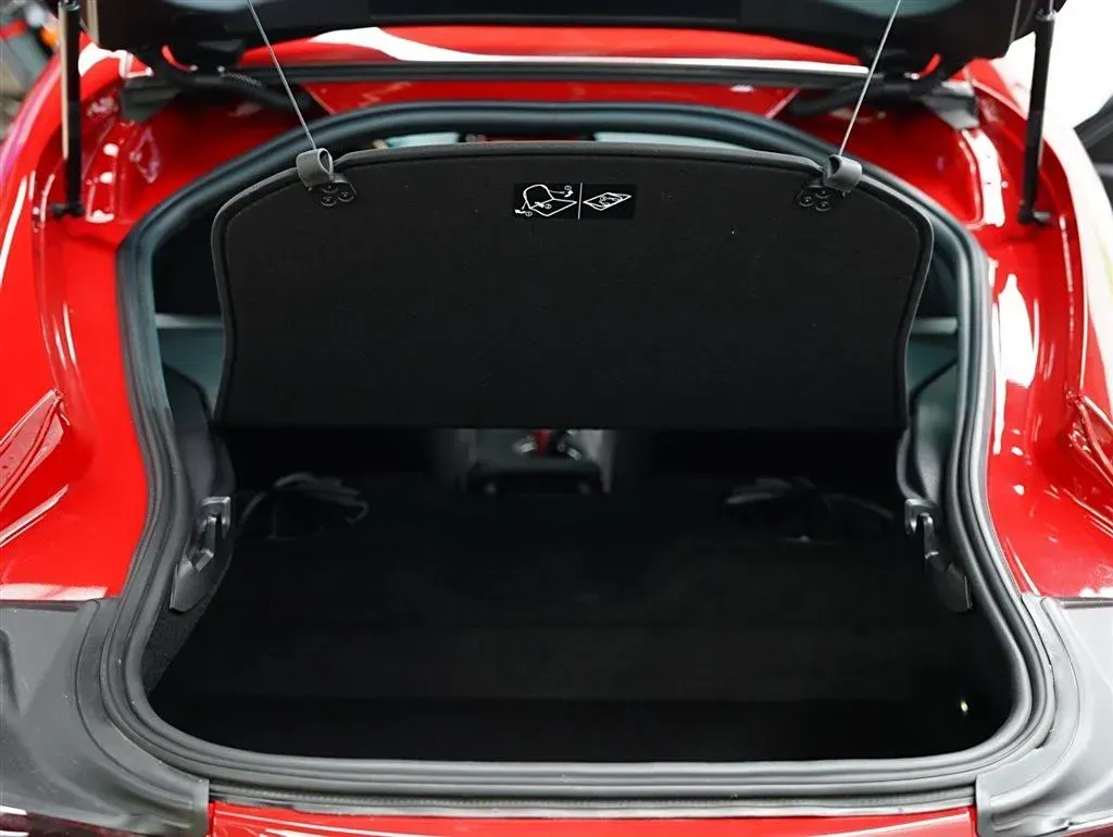 2022 Toyota Supra 3.0T 340HP L6 8AT,autocango,china used car exporter,china ev exporter,chinese used car exporter,chinese used ev exporter