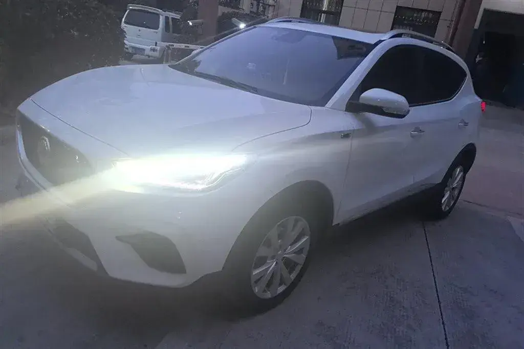 2020 MG ZS 1.5L 120HP L4 CVT