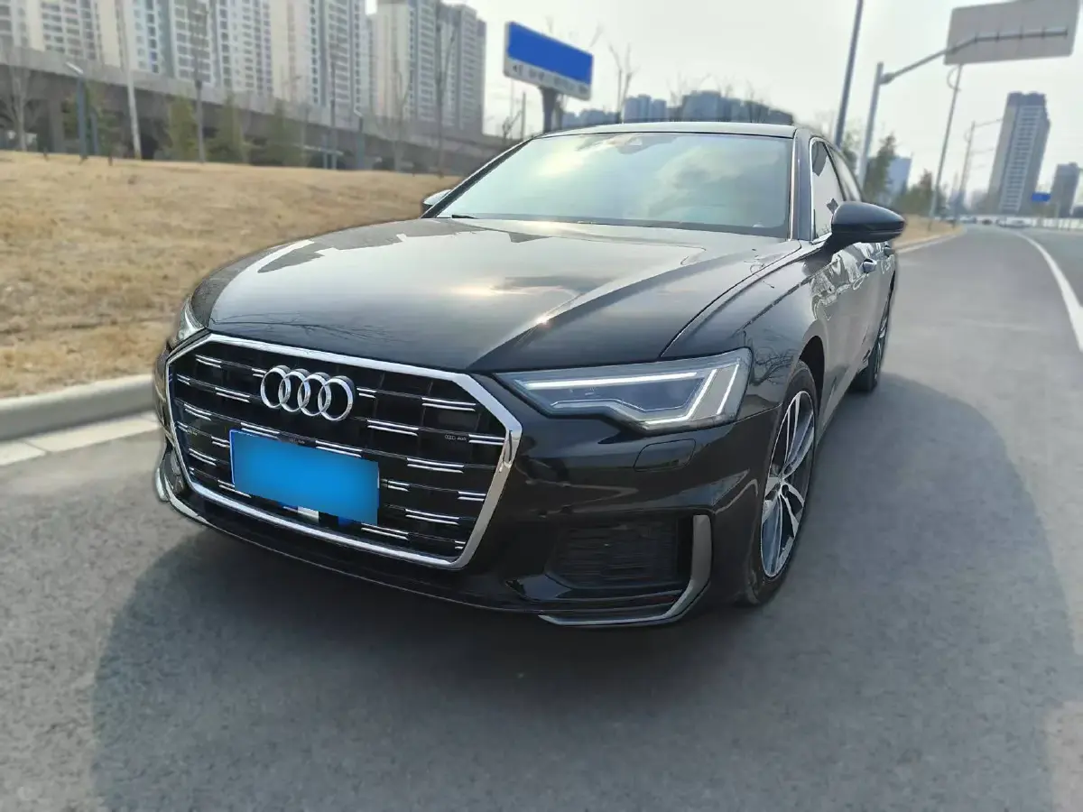 2020 Audi A6L 2.0T 190HP L4 7DCT