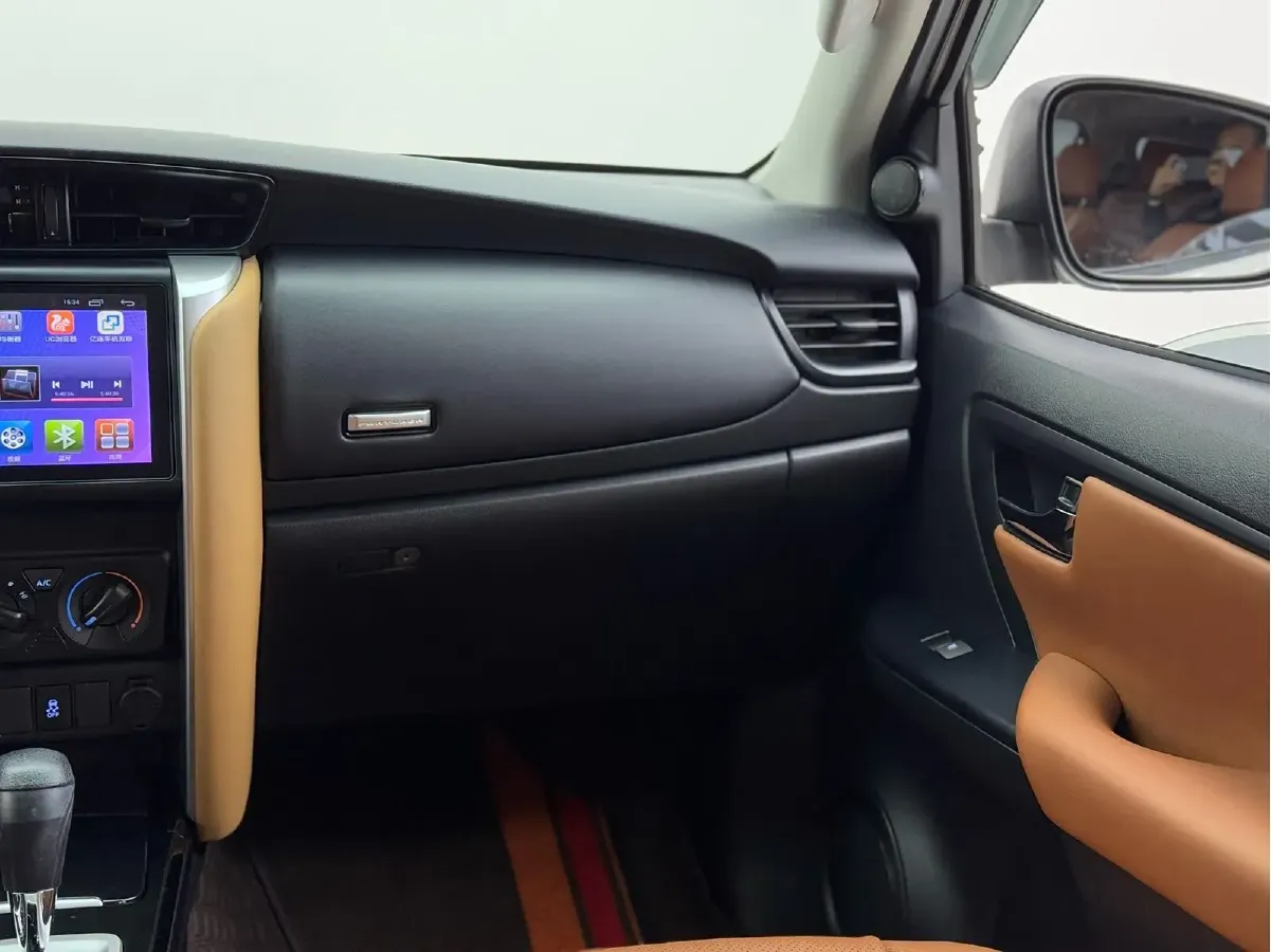 2016 Toyota Fortuner 2.7L 163HP L4 6AT,autocango,china used car exporter,china ev exporter,chinese used car exporter,chinese used ev exporter