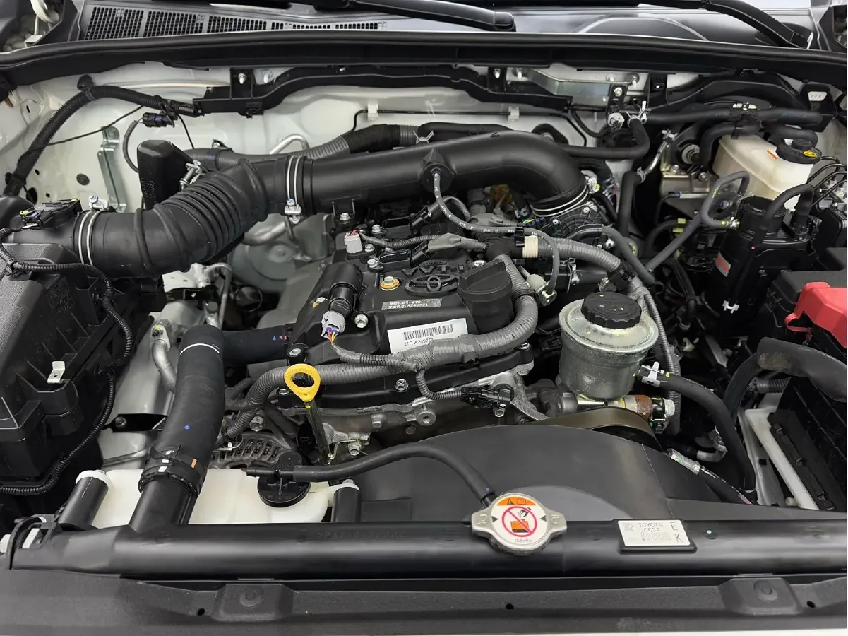 2016 Toyota Fortuner 2.7L 163HP L4 6AT,autocango,china used car exporter,china ev exporter,chinese used car exporter,chinese used ev exporter