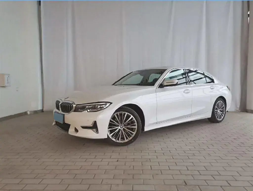 2020 BMW 3 Series 2.0T 184HP L4 8AT
