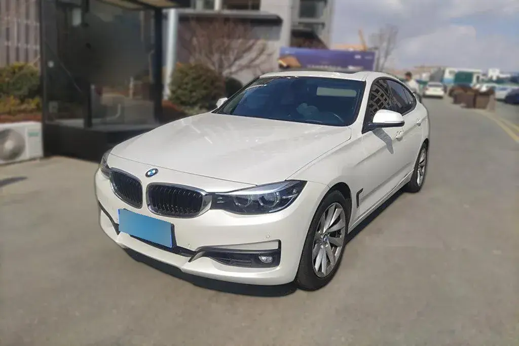 2019 BMW 3 Series GT 2.0T 184HP L4 8AT