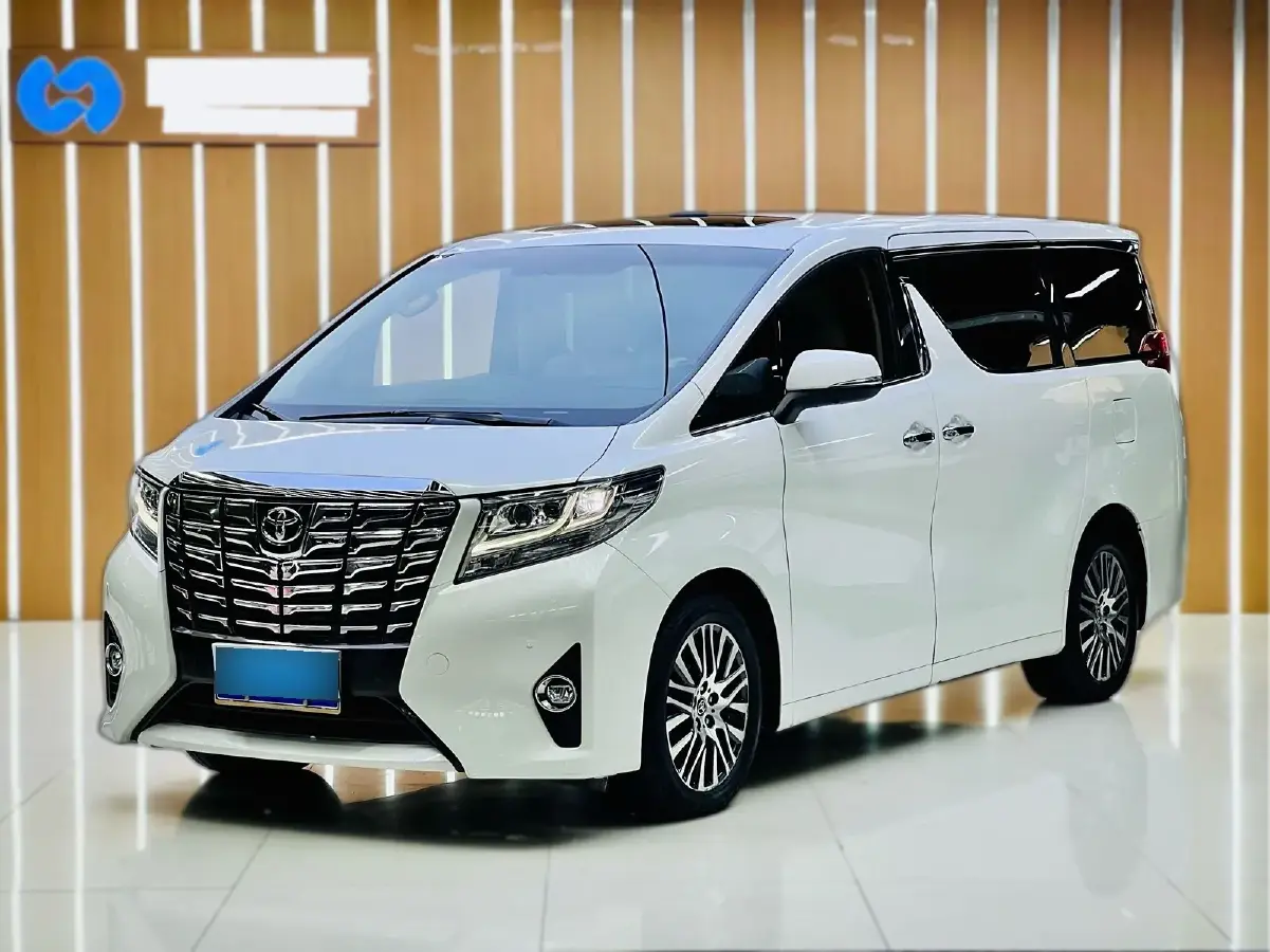2015 Toyota Alphard 3.5L 275HP V6 6AT