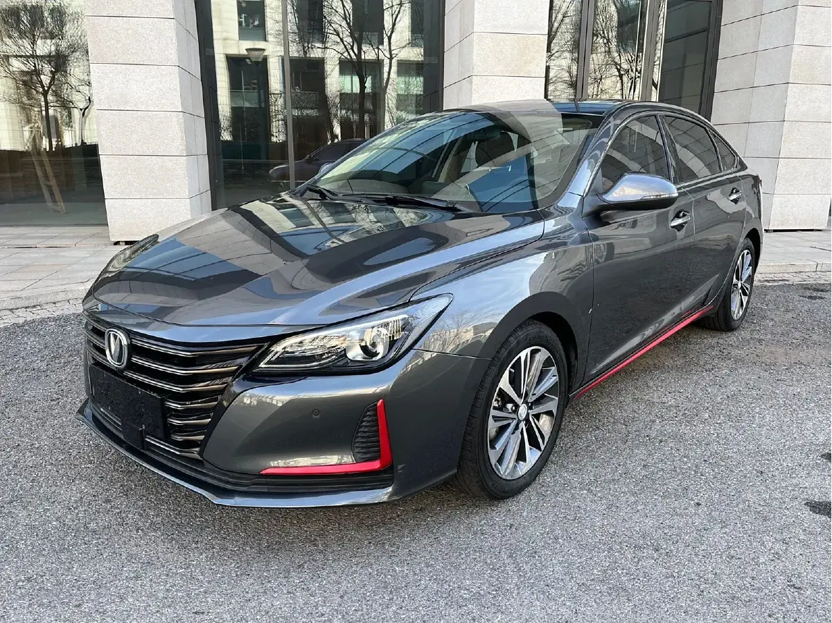 2022 ChangAn Raeton CC 1.5T 188HP L4 7DCT