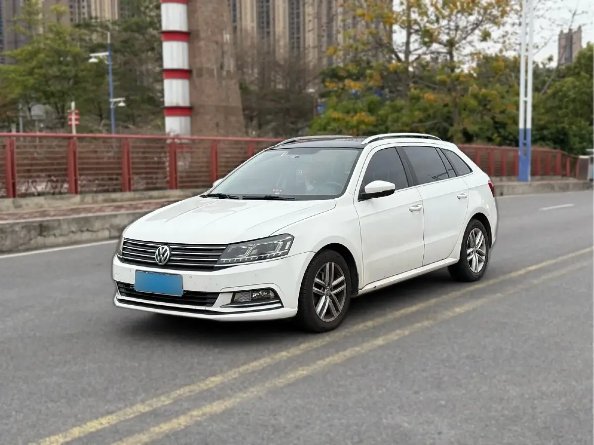 2017 Volkswagen Gran Lavida 1.4T 131HP L4 7DCT