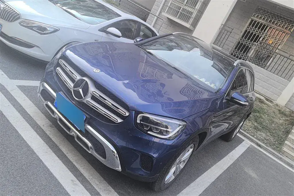 2020 Mercedes-Benz GLC Class 2.0T 197HP L4 9AT