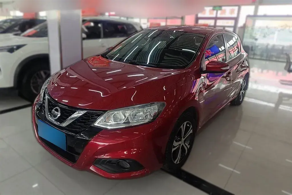 2016 Nissan Tiida 1.6L 126HP L4 CVT
