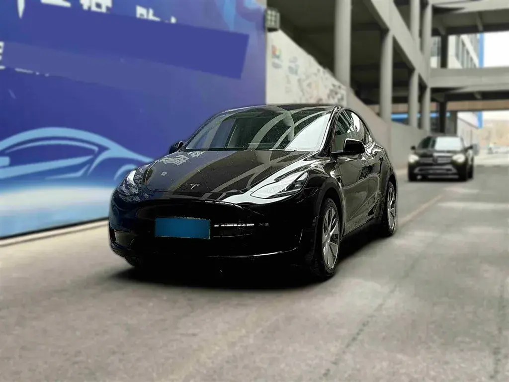 2022 Tesla Model Y BEV 60KWH