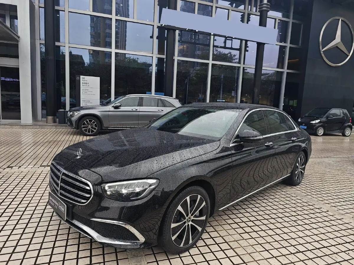 2022 Mercedes-Benz E Class 2.0T 211HP L4 9AT PHEV 25.4KWH