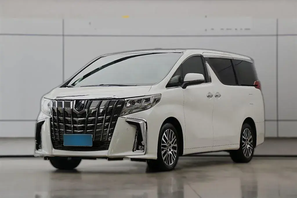 2015 Toyota Alphard 3.5L 275HP V6 6AT