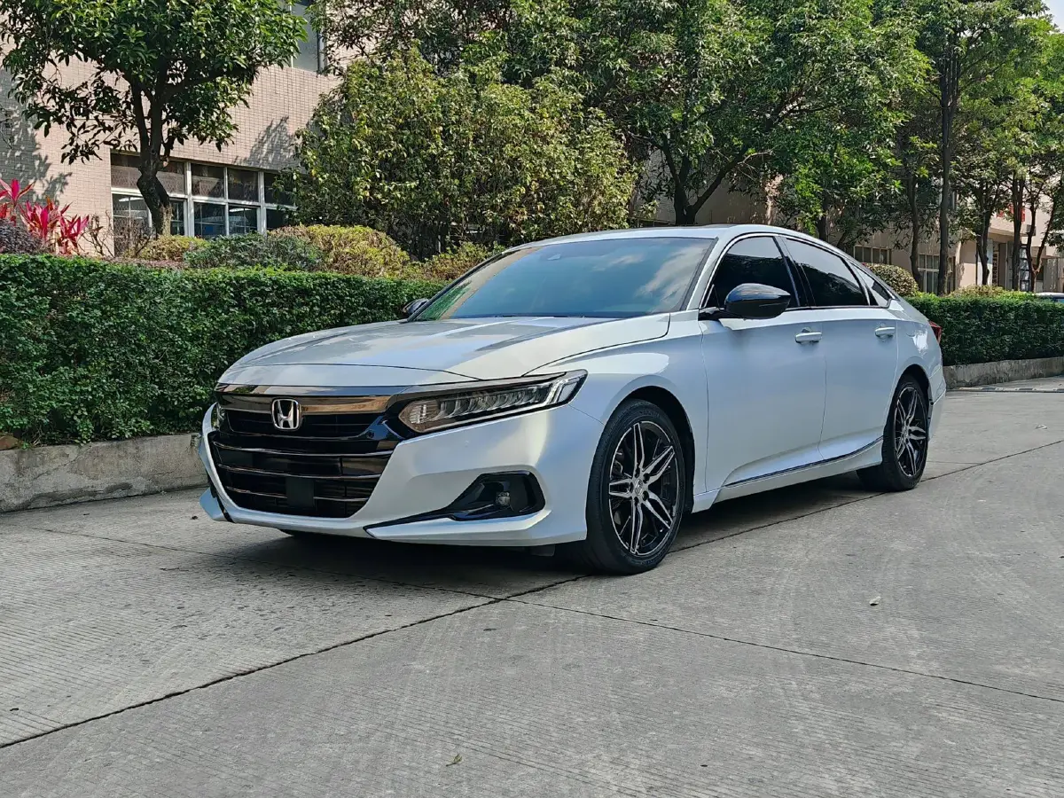 2022 Honda Accord 1.5T 194HP L4 CVT