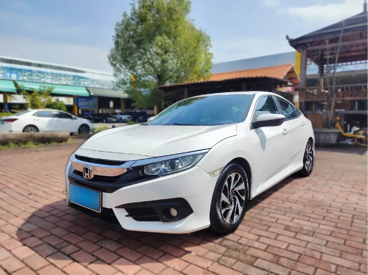 2016 Honda Civic 1.5T 177HP L4 CVT