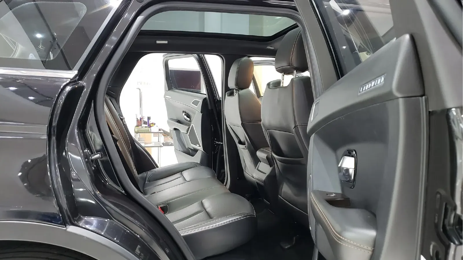 2018 Landwind X7 1.5T 163HP L4 8AT,autocango,china used car exporter,china ev exporter,chinese used car exporter,chinese used ev exporter