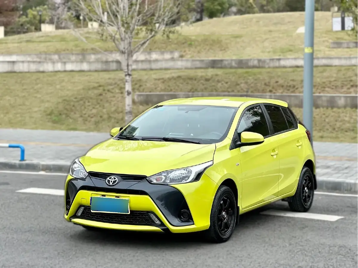 2016 Toyota Yaris L 1.5L 107HP L4 CVT