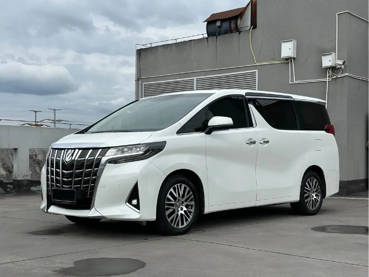 2018 Toyota Alphard 3.5L 275HP V6 6AT