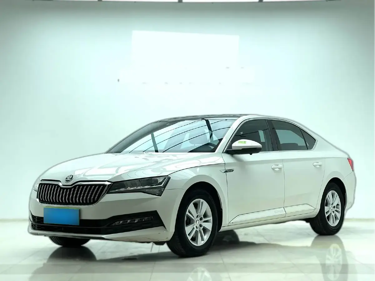 2019 Skoda Superb 1.4T 150HP L4 7DCT