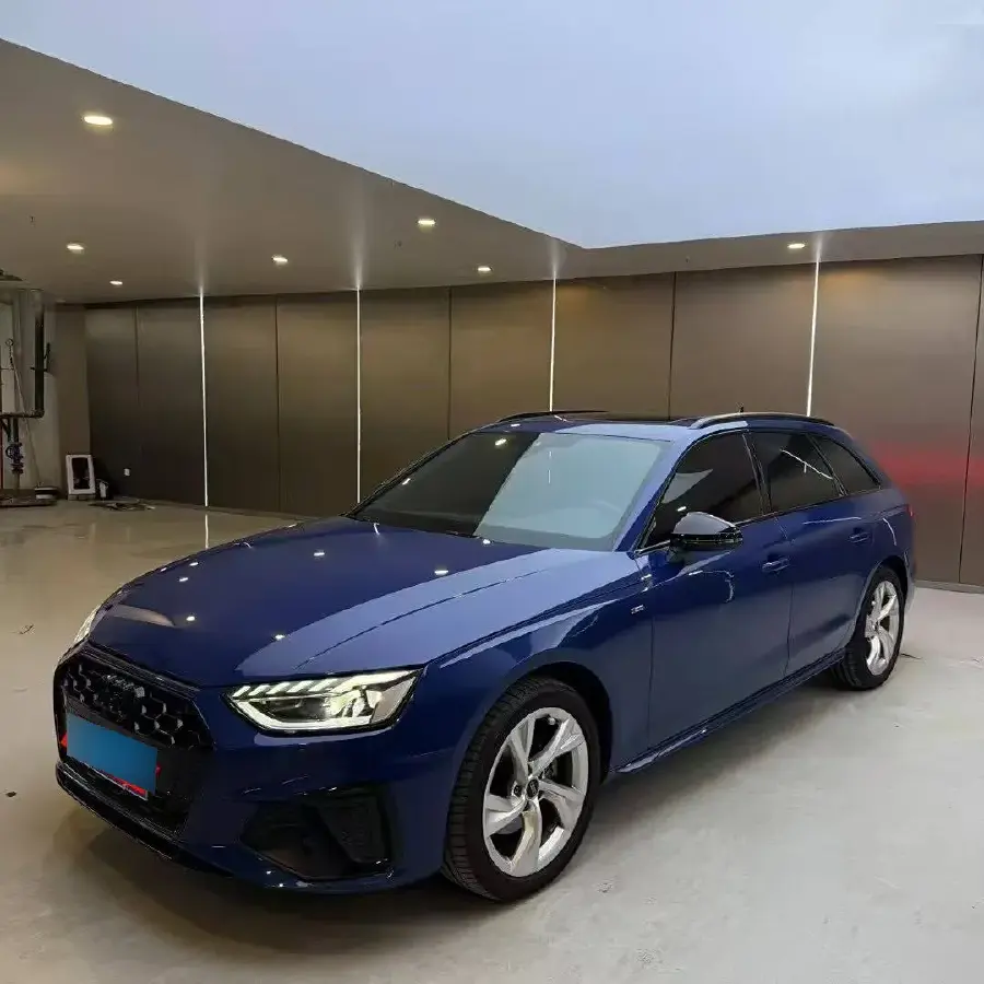 2023 Audi A4 2.0T 204HP L4 7DCT