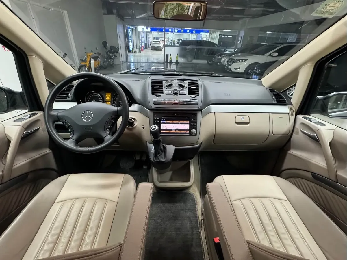 2010 Mercedes-Benz Viano 2.5L 190HP V6 5AT,autocango,china used car exporter,china ev exporter,chinese used car exporter,chinese used ev exporter