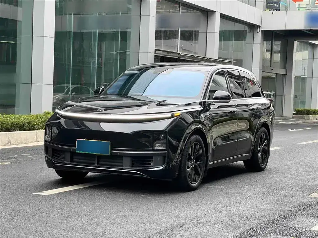 2023 Li L8 Range Extended 154HP REEV 40.9KWH