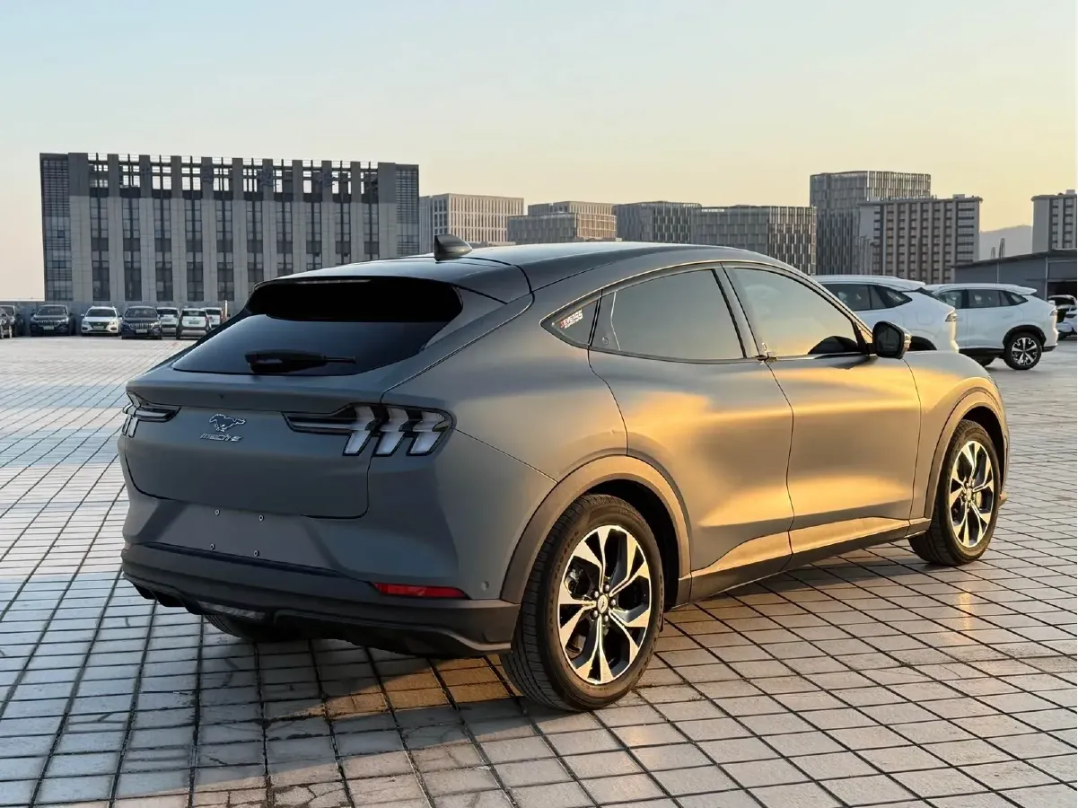 2021 Ford Mustang Mach-E BEV 61.5KWH,autocango,china used car exporter,china ev exporter,chinese used car exporter,chinese used ev exporter