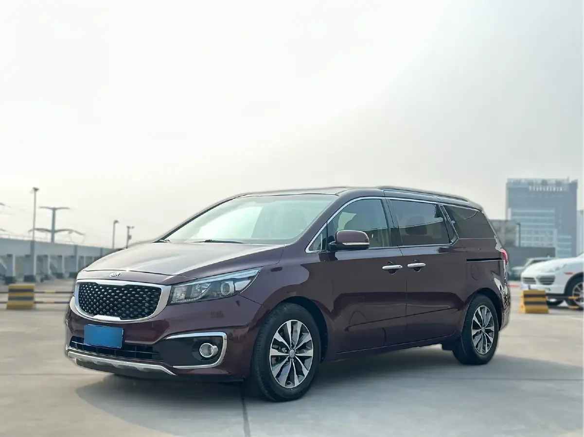 2015 Kia Carnival 2.2T 200HP L4 6AT