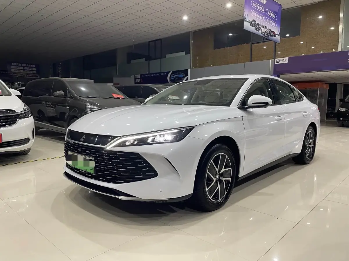 2024 BYD QinL 1.5L 101HP L4 E-CVT PHEV 15.87KWH