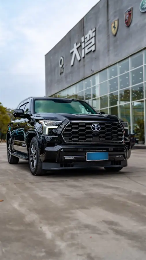 2023 HongQi H6 2.0T 224HP L4 8AT