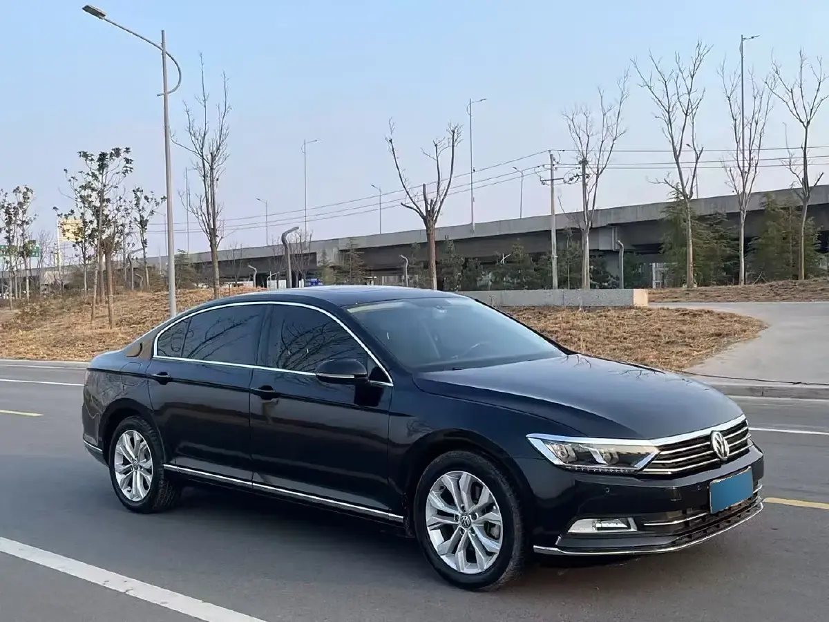 2017 Volkswagen Magotan 1.8T 180HP L4 7DCT